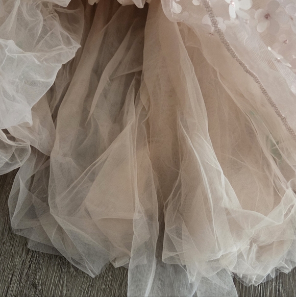Pet Wedding Tulle Dress, Detachable Floral Dog Gown Large - Picture 3 of 8